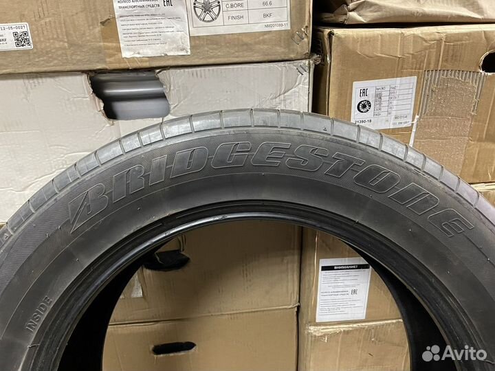 Bridgestone Dueler H/P Sport 255/55 R19
