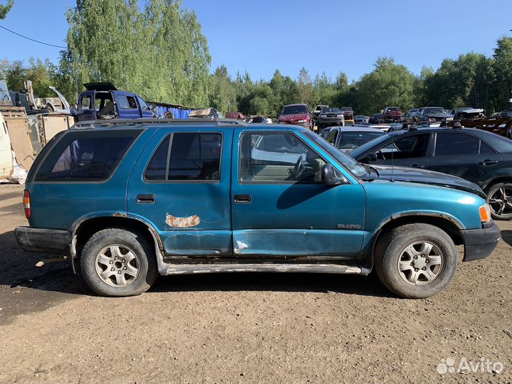 В разборе Chevrolet Blazer 1997 2.2 МКПП 112лс