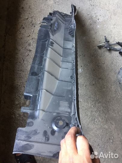 Ниссан Кашкай. Обшивка фартука