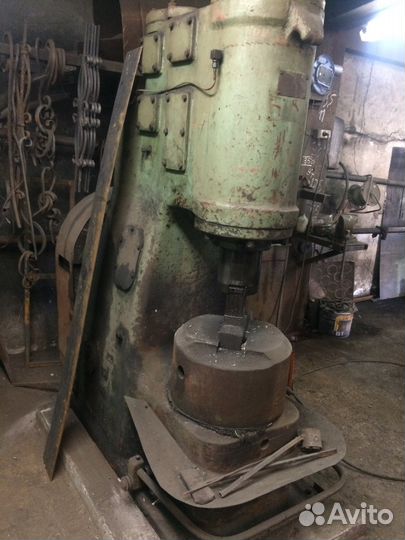 Молот кузнечный