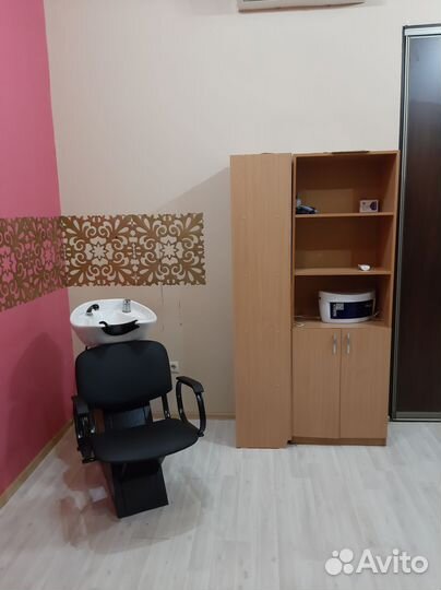 Аренда рабочего места маникюра/парикмахера
