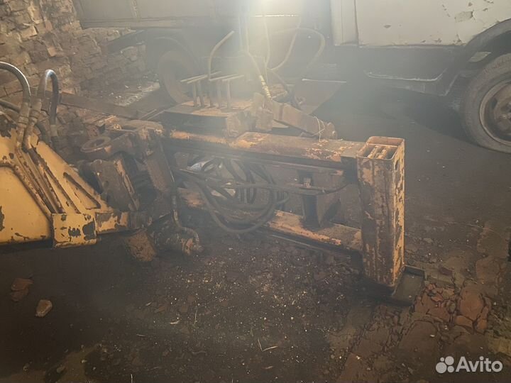 Навесной экскаватор