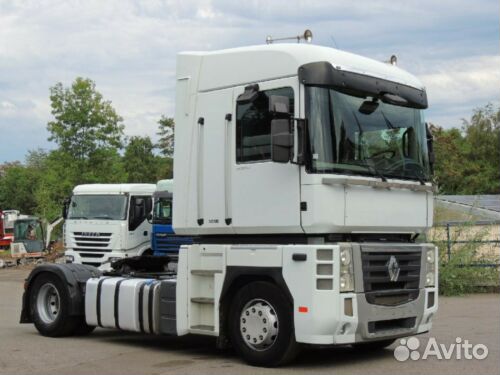 Renault Magnum, 2011