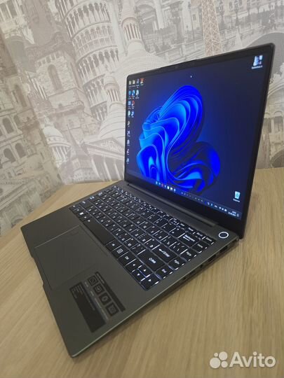 Ультрабук 8-ядер 12Gen/ 16Gb DDR4/UHD 12th 8G/ SDD