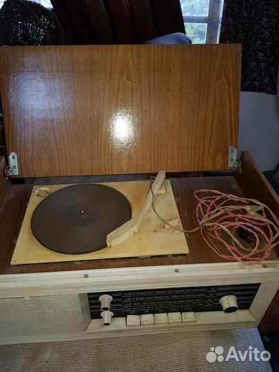 Радиола Рекорд 68-2, СССР