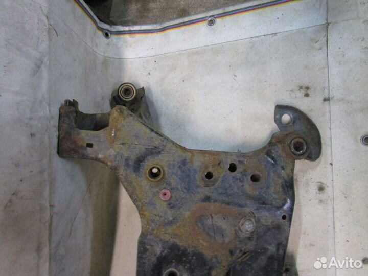 Балка подмоторная Ford Focus III 2011,C-MAX 2010