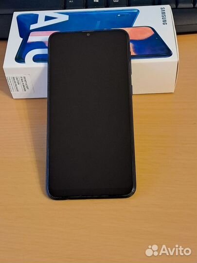 Samsung Galaxy A10, 2/32 ГБ