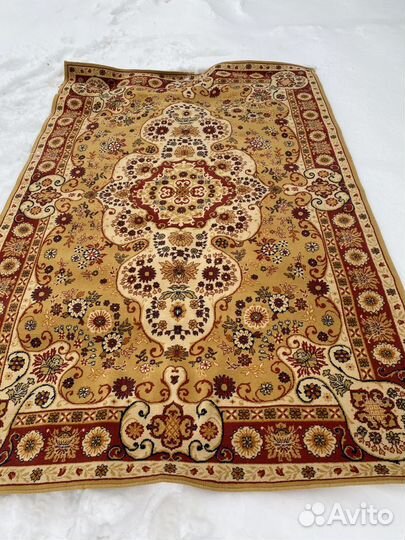 Ковер шерстяной