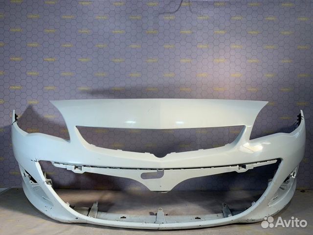 Бампер передний Opel Astra J 2013