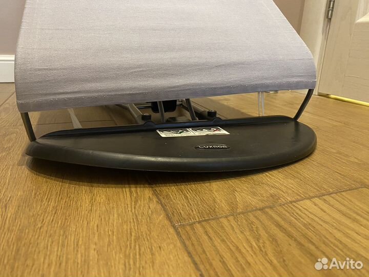 Детский шезлонг или баунсер