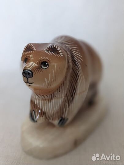 Статуэтка медведь из селенита (100*80*50)