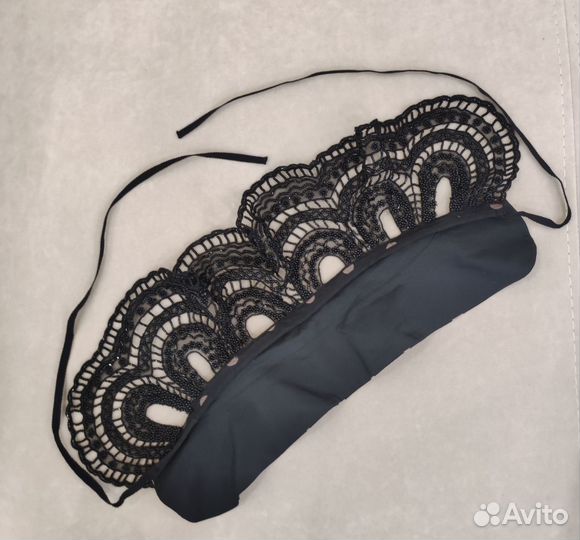 Воротник Valentino red