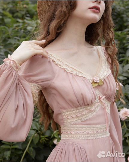 Платье lacemade