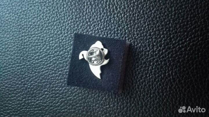 Серебряный значок