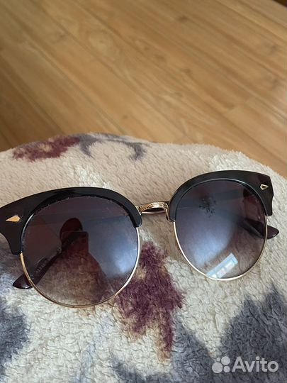 Солнцезащитные очки женские