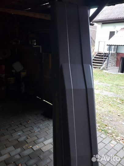 Бокс на крышу автомобиля