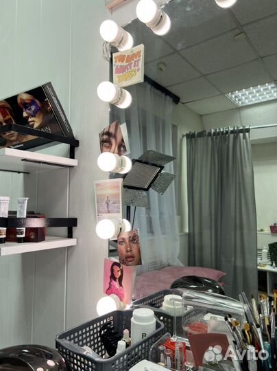 Гримёрное зеркало бровиста/визажиста. 2 зоны