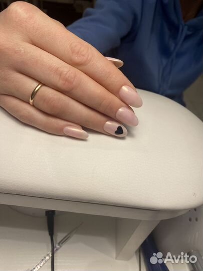 Маникюр на дому