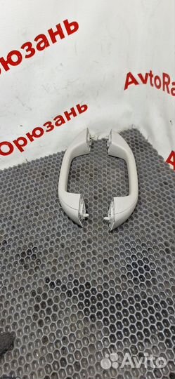 Ручка потолочная renault duster