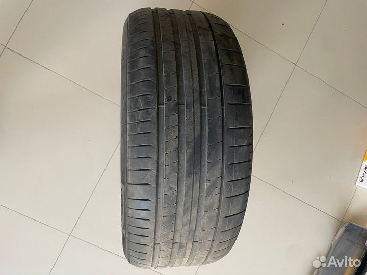 Pirelli P Zero 275/45 R21 107Y