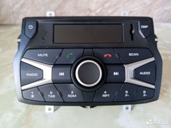 Радиоприемник на Весту