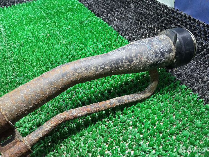 Горловина топливного бака Toyota Land Cruiser Prado