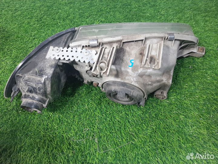 В наличии: Фара левая Honda Civic Ferio 1