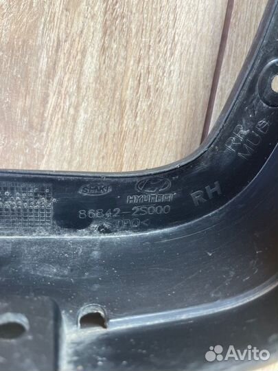 Брызговик задний правый Hyundai Ix35