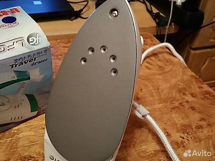 Утюг дорожный и большой Невский