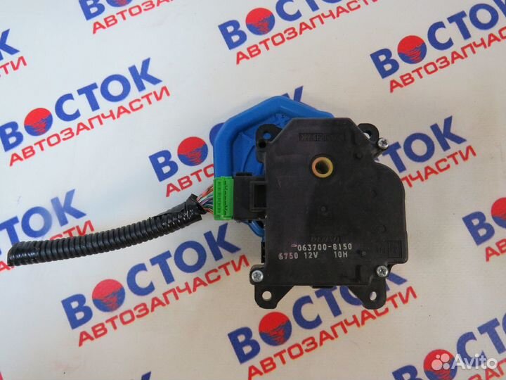 Привод заслонок отопителя honda CR-V RE4, RE3, RE5