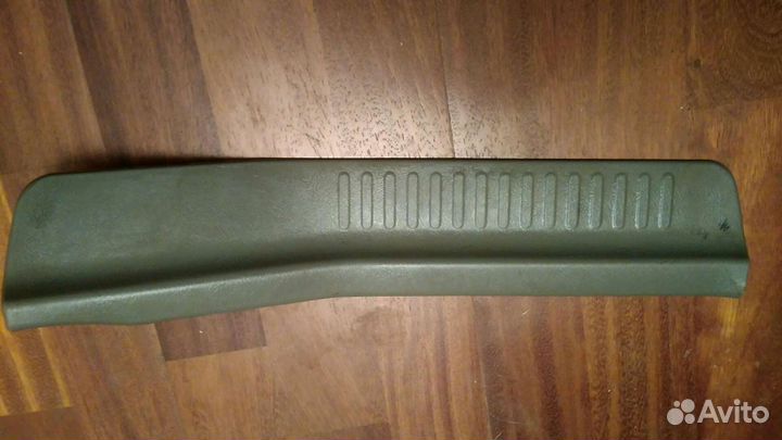 Накладка на порог, задняя левая Мицубиси Галант 8