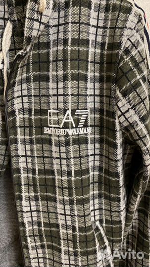 Костюм armani на 164, р.44 клетка