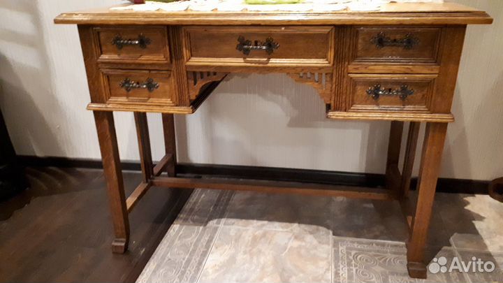 Стол старинный