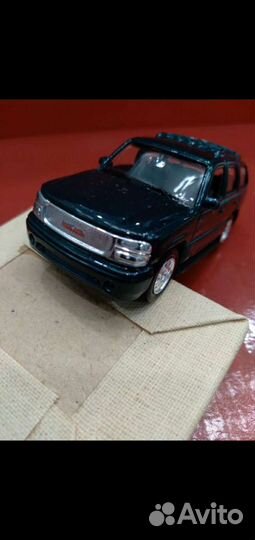 Модель JMC yukon denali 2001 модельного года