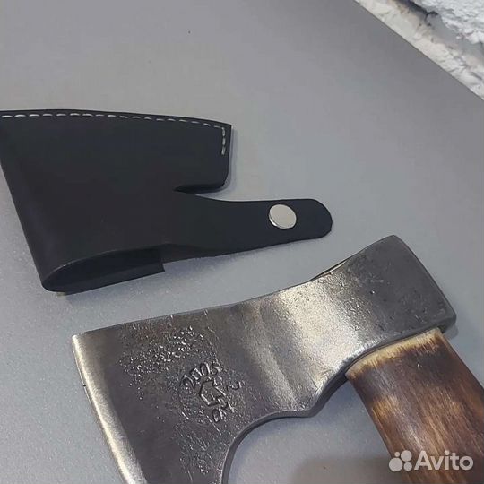 Кожаный чехол на топор