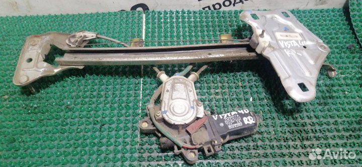 Стеклоподъемник двери задний правый Toyota Vista