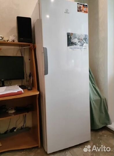 Морозильник indesit