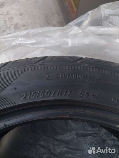 Maxxis MA-Z4S Victra 215/50 R17