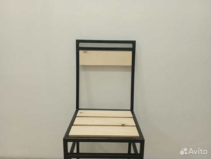 Стул металлический