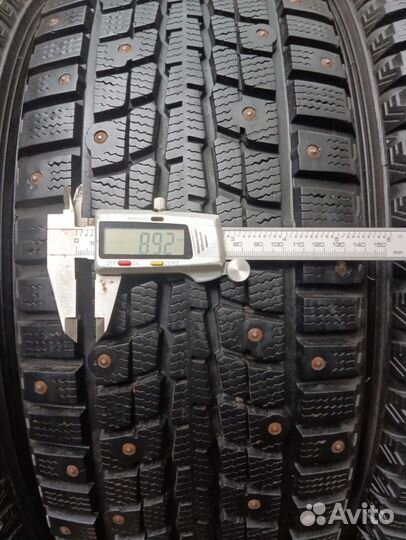 Dunlop SP Winter Ice 01 215/60 R16 95T