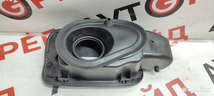 Лючок бензобака Audi A6 4G CGW 18.04.2011