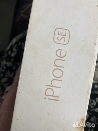 Коробка iPhone SE 32 gold rose