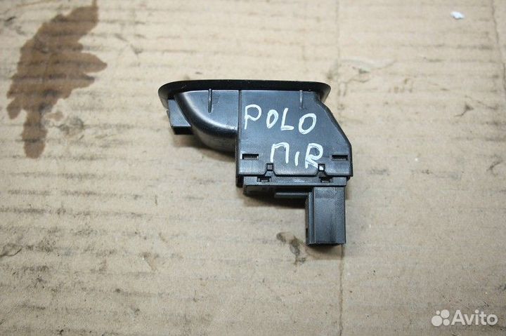 Кнопка стеклоподъемника Volkswagen Polo V (2009—2015)