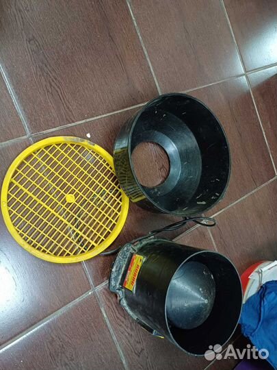 Зернодробилка электрическая