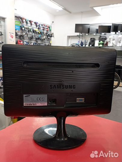 Монитор Samsung SyncMaster B1930N