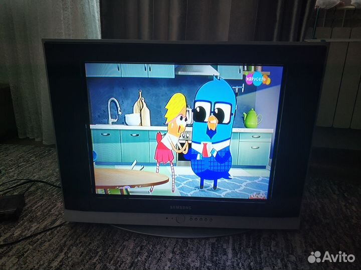 Телевизор samsung