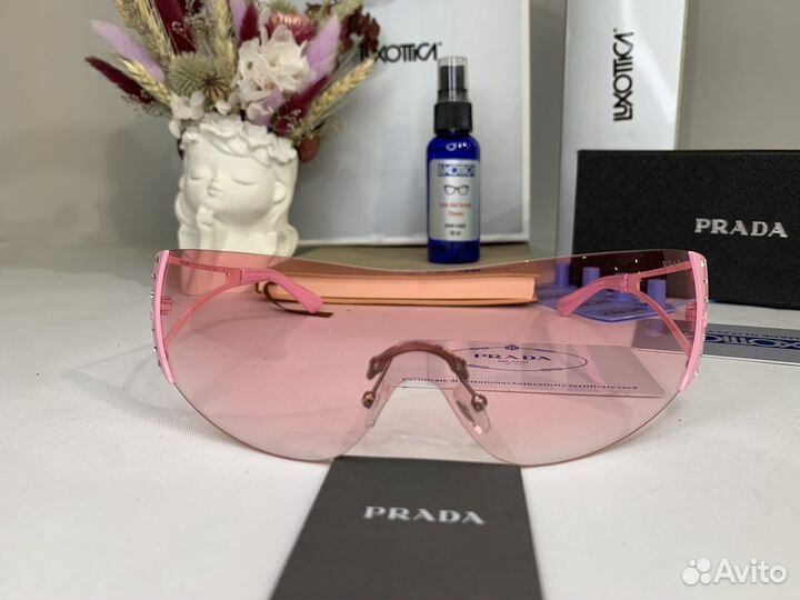 Солнцезащитные очки Prada оригинал