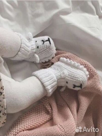 Вязаные носки пинетки