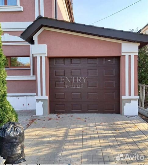 Ворота гаражные секционные