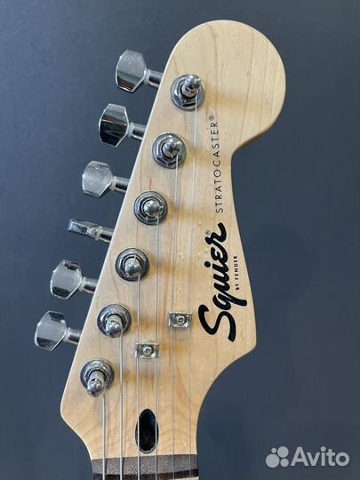 Электро гитара Fender Squier stratocaster